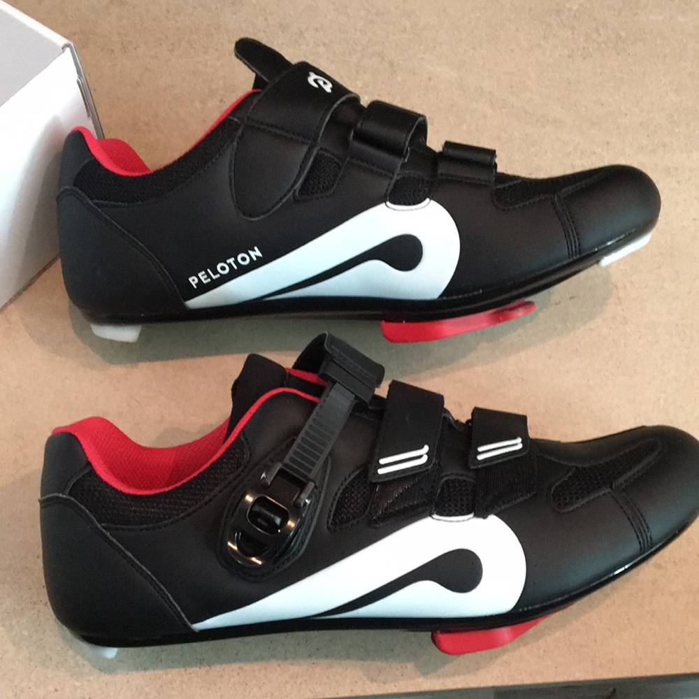 Peloton cycling shoes - size 45 (Mens’s 11)